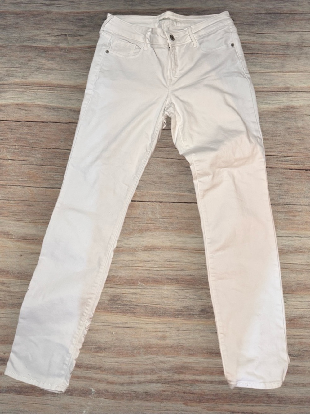 Old Navy Classic White Skinny Jeans